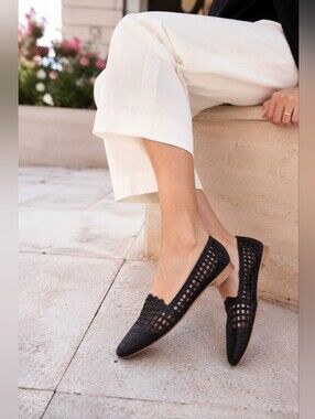 Stuart Weitzman Black Woven Pointed-Toe Flats Leather Raffia Loafers Slip-On